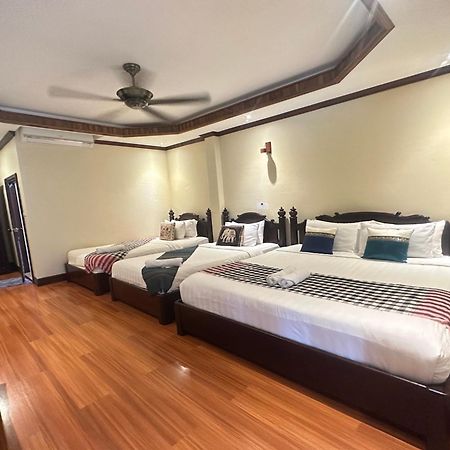 Y Not Lao Villa Luang Prabang Esterno foto