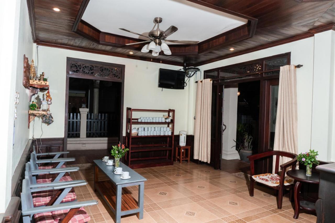 Y Not Lao Villa Luang Prabang Esterno foto