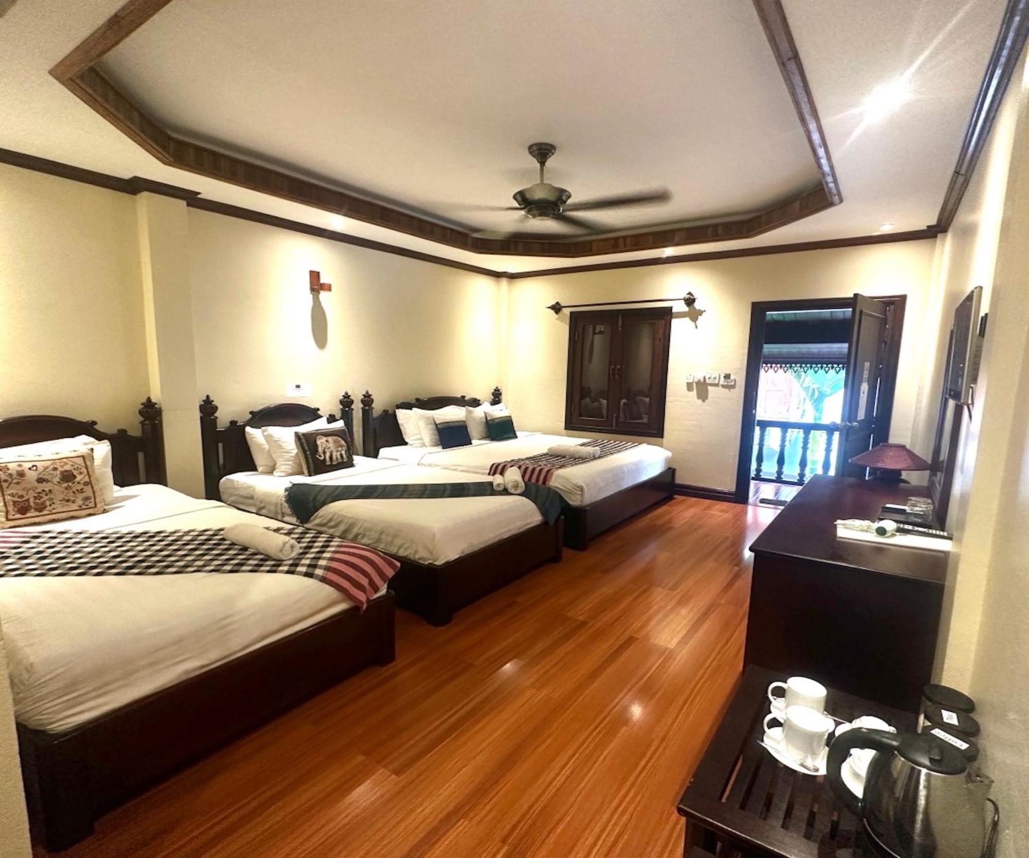 Y Not Lao Villa Luang Prabang Esterno foto