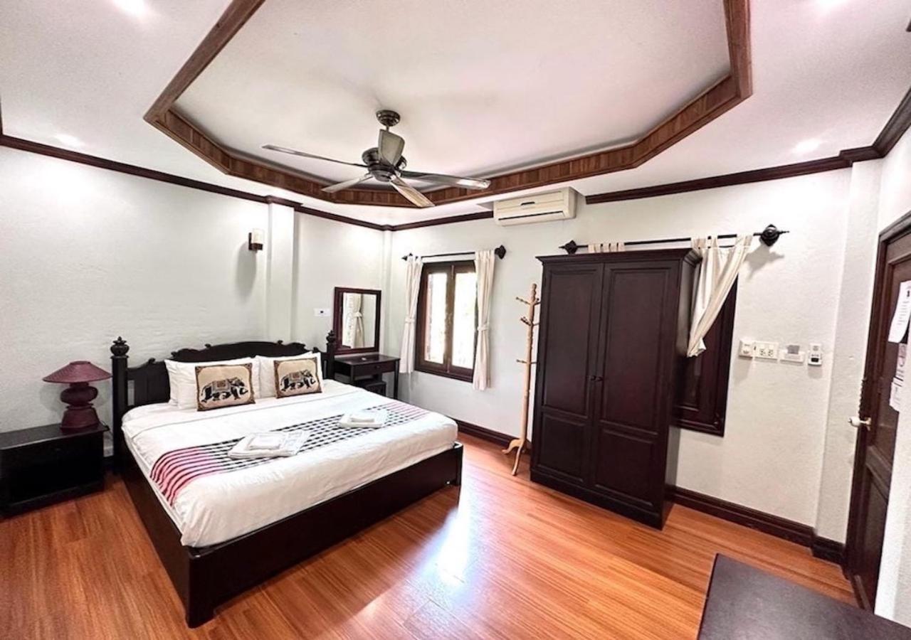Y Not Lao Villa Luang Prabang Esterno foto