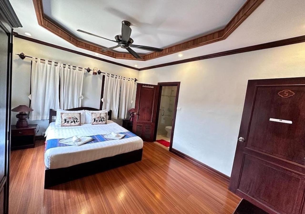 Y Not Lao Villa Luang Prabang Esterno foto