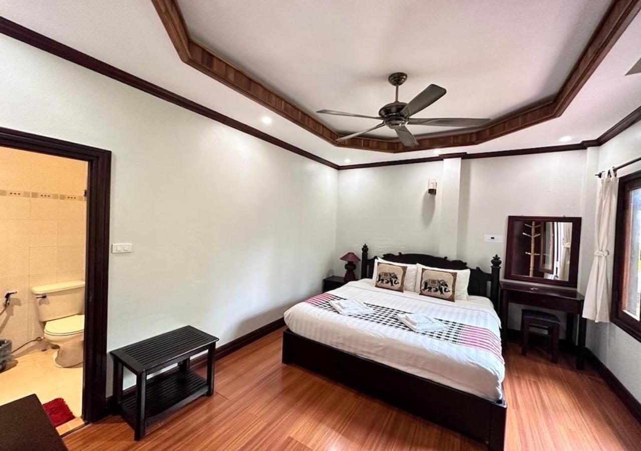 Y Not Lao Villa Luang Prabang Esterno foto