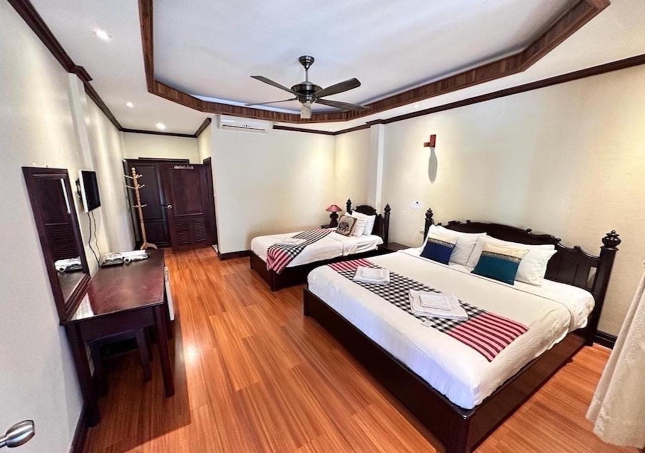 Y Not Lao Villa Luang Prabang Esterno foto